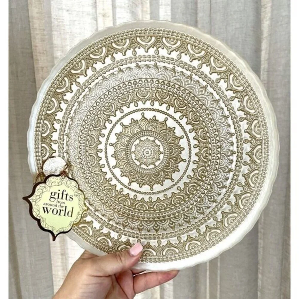 TURKISH GLASS White Entrée Plates Hand Painted Gold Lace Set of 4 NWT Glass